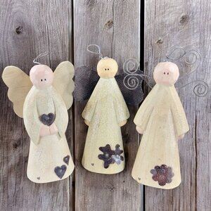 Sarahs Attic Wooden Folk Art Style Resin Angel Family Angels Of Faith Set‎ Of 3